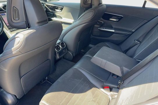 Mercedes Klasa C 300 e 4MATIC AMG Line