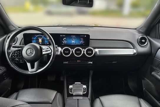 Mercedes GLB 200 7G-DCT