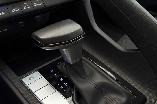 Hyundai Elantra 1.6 Modern CVT