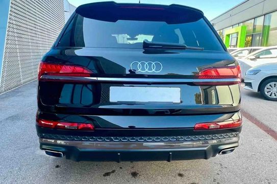 Audi Q7 TDI quattro S Line
