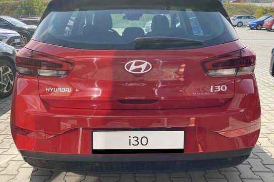 Hyundai i30 1.5 DPI Pure