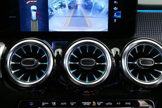Mercedes GLB 200