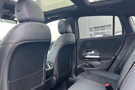 Mercedes GLA 200 AMG Line