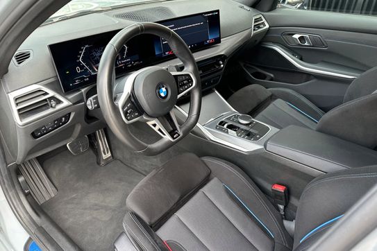 BMW Seria 3 320i xDrive M Sport