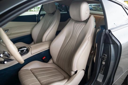 Mercedes E Klasa 400 Coupe 4-Matic 9G-TRONIC