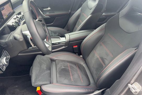 Mercedes CLA Shooting Brake 200 AMG Line