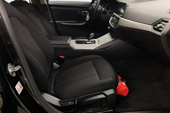 BMW Seria 3 320d mHEV sport-aut