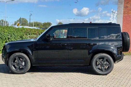 Land Rover Defender 110 D250 mHEV X-Dynamic SE