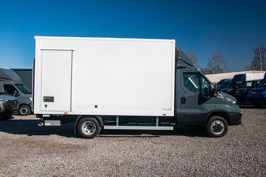 Iveco Daily 50C18 Kontener 8EP + Winda