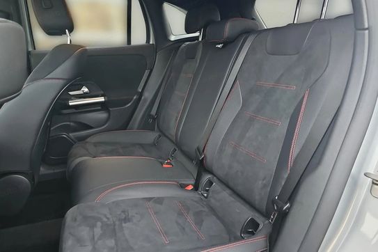 Mercedes GLA 200 mHEV AMG Line 7G-DCT