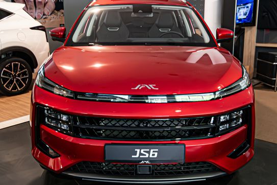 Jac JS6 1.5T-GDI AT