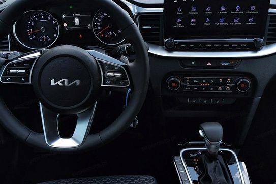 Kia Ceed 1.5 T-GDI Tribute DCT