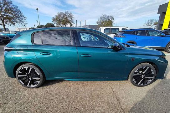 Peugeot 308 GT 1.6 Plug-in HYBRID PHEV e-DCS7