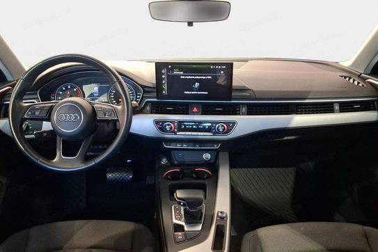 Audi A4 35 TFSI mHEV Advanced S tronic