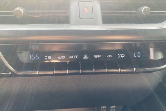 Lexus UX 300h Business