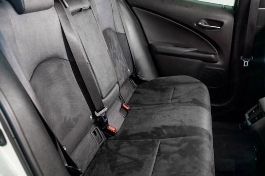 Lexus UX 300h Business