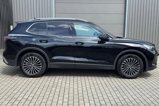 Volkswagen Tiguan 1.5 eTSI Elegance DSG