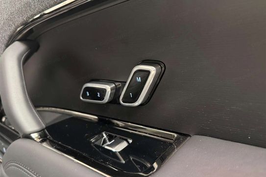 Land Rover Range Rover Sport 3.0 D300 Dynamic SE