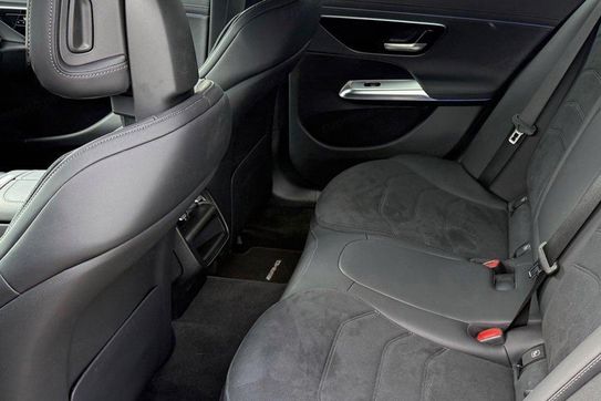 Mercedes E Klasa 200  4-Matic AMG