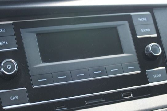 Volkswagen Transporter TDI L2H1