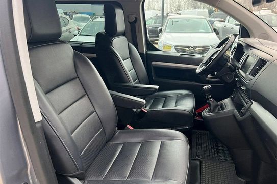 Peugeot Traveller L2H1 Long Business Vip