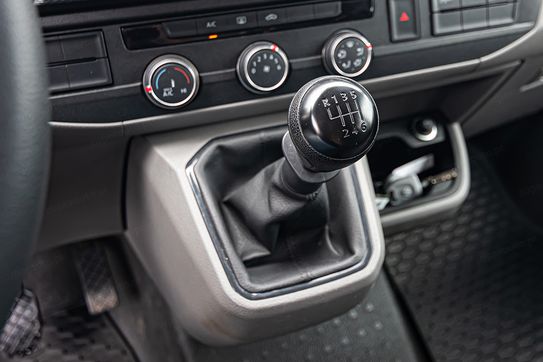 Volkswagen Transporter Kombi T6.1 L2H1