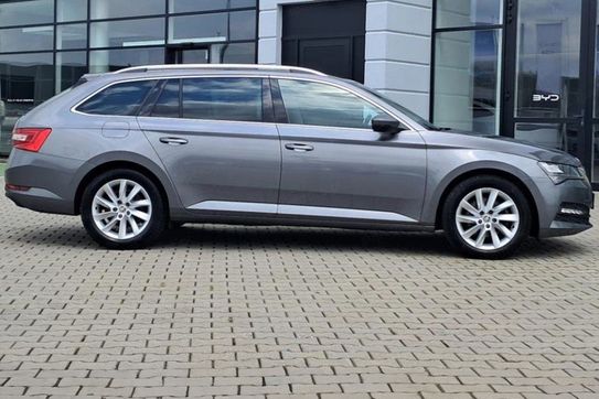 Skoda Superb 2.0 TDI Ambition DSG