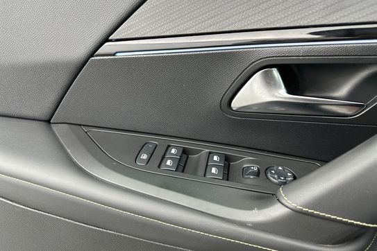 Peugeot 2008 GT 1.5 BlueHDI EAT8