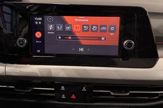 Volkswagen Golf 1.5 TSI DSG