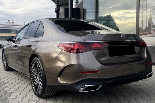 Mercedes Klasa E 220 d 4-Matic AMG