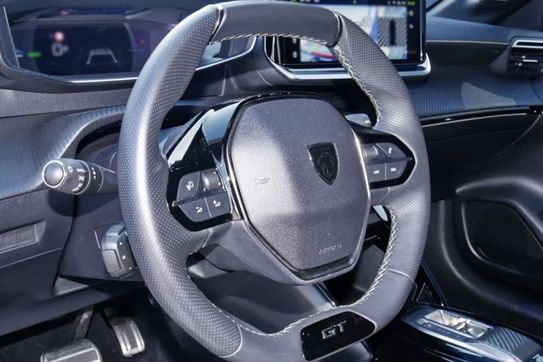 Peugeot 208 e-208 GT 54kWh