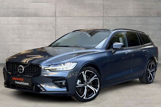 Volvo V60 B4 B Plus Dark