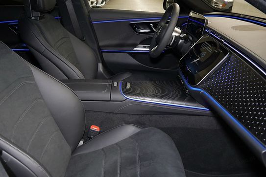 Mercedes Klasa E 220 d  4-Matic AMG