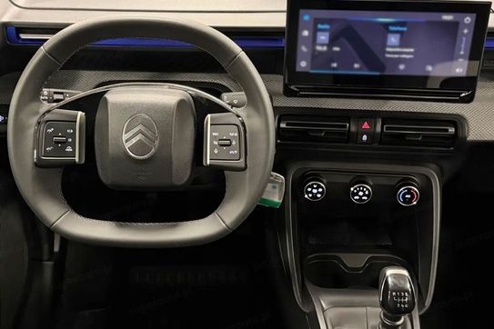 Citroen C3 Plus 1.2 mHEV