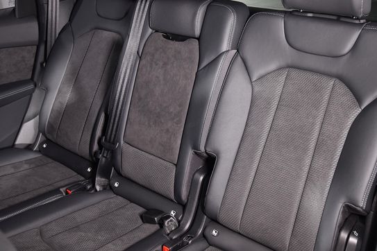 Audi Q8 SQ8 TFSI quattro