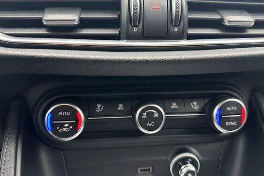 Alfa Romeo Stelvio 2.0 Turbo Sprint Q4
