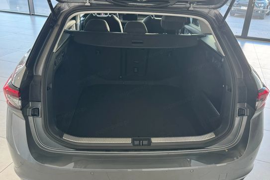 Skoda Superb 2.0 TDI SCR Essence DSG