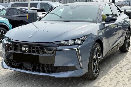 DS N°4 Pallas eDCS6 1.2 mHEV