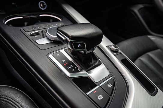 Audi A4 2.0 TDI quattro S tronic
