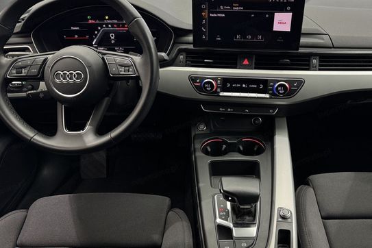 Audi A4 35 TFSI mHEV S Line S tronic