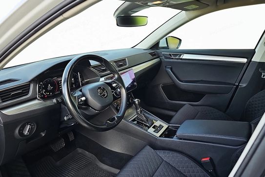 Skoda Superb TDI SCR Ambition DSG