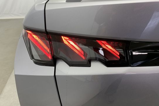 Peugeot 3008 GT 1.2 mHEV e-DCS6