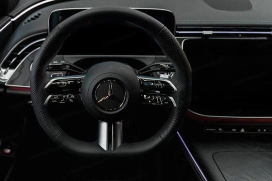 Mercedes Klasa E 220 d 4-Matic AMG