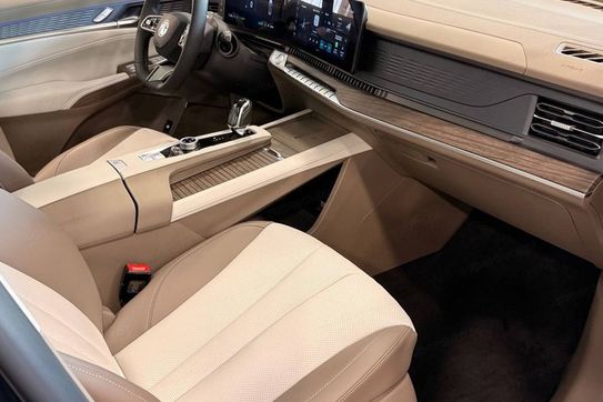 MG S9 Exclusive