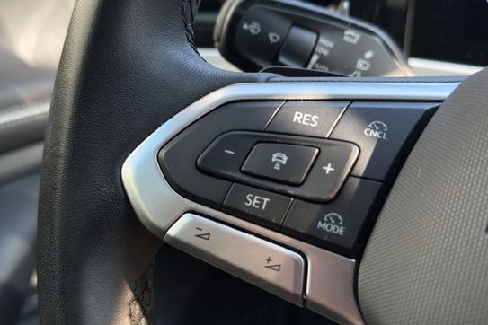 Volkswagen Passat TDI SCR DSG Elegance