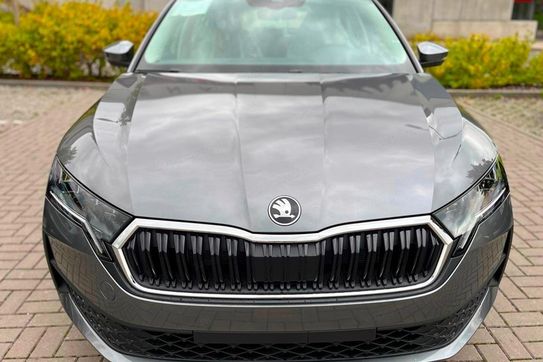 Skoda Octavia Essence 1.5 TSI mHEV DSG