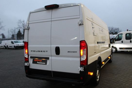 Peugeot Boxer L4H2 AT