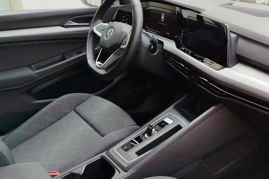 Volkswagen Golf VIII 2.0 TDI Life Plus DSG