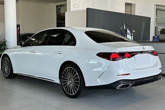 Mercedes Klasa E 220 d 4-Matic AMG