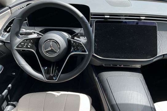 Mercedes Klasa E 220 d Avantgarde